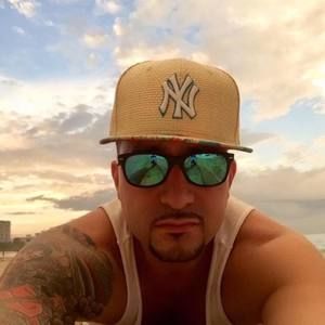 Meet your Posher, Eli